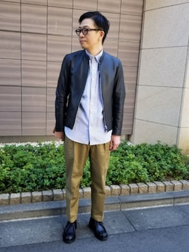 「ユニクロU」｜「アイテム（ライダースジャケット）」を使った、流し打ちのやまさん（メンズ・174cm）の春コーディネート