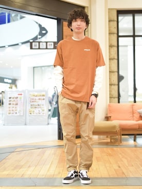 しおやんさん（メンズ・180cm）の春コーディネート