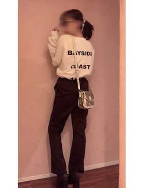 「LAKOLE（ラコレ）のカットフラノピンタックパンツ / LAKOLE（その他パンツ、ブラウン系）」を使った、HarUさん（レディース・156cm）の秋コーディネート