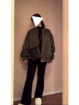 「EVRIS（エヴリス）のアイテム（MA-1）」を使った、HarUさん（レディース・156cm）の冬コーディネート