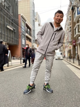 「1piu1uguale3 RELAX（ウノピュウノウグァーレトレリラックス）のアイテム（スウェットパンツ）」を使った、shigeさん（メンズ・168cm）の冬コーディネート