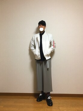 「SPINNS（スピンズ）のアイテム（ナイロンジャケット）」を使った、みやもとさん（メンズ・177cm）の冬コーディネート