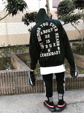 福田氏。さんのコーディネート