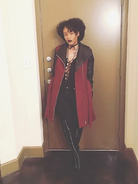 Tiana Valenzuelaさんのコーディネート