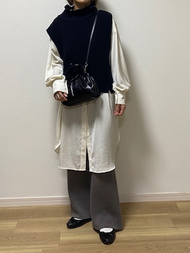 「STUDIOUS(ステュディオス)のアイテム(ベスト)」を使った、Ayaさん(レディース・151cm)の秋コーディネート