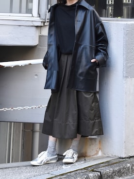 「シルバーシューズ」｜「アイテム（ブルゾン）」を使った、Ayaさん（レディース・151cm）の春コーディネート