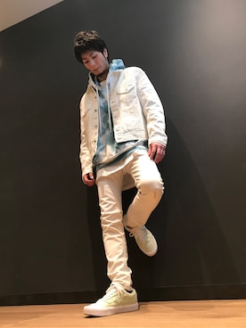 「sneakers」｜「アイテム（デニムジャケット）」を使った、hiroseさん（メンズ・174cm）の春コーディネート