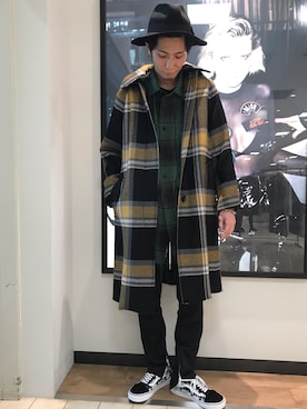 「sneakers」｜「アイテム（その他アウター）」を使った、hiroseさん（メンズ・174cm）の秋コーディネート
