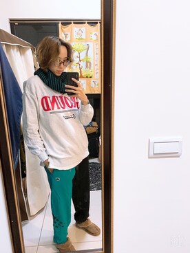 「WKNDRS（ウィーキャンドース）のアイテム」を使った、Eva     Wangさん（レディース・170cm）の冬コーディネート