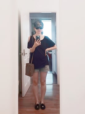 「H&M（エイチ・アンド・エム）のアイテム（ドラムバッグ）」を使った、佳子Kakoさん（レディース・165cm）の夏コーディネート