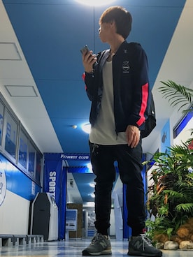 「uniform experiment」｜「アイテム（財布/小物）」を使った、カズさん（メンズ・177cm）の秋コーディネート