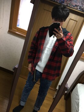 「roshell（ロシェル）のアイテム（トップス）」を使った、Masatoさん（メンズ・170cm）の冬コーディネート