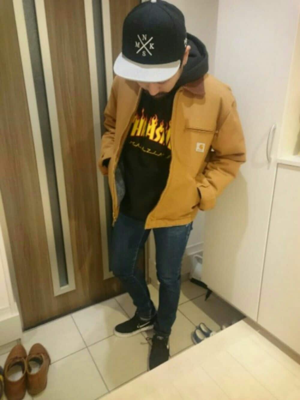 Carharttのジャケット/アウター（ベージュ系）を使ったメンズ人気