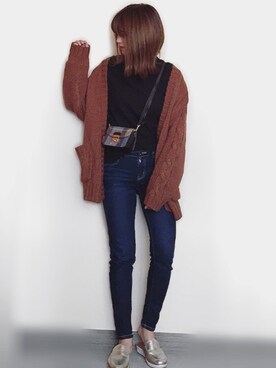 「フリルネック」｜「アイテム（財布/小物）」を使った、Miiさん（レディース・159cm）の秋コーディネート