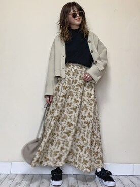 「LIBRÉM（リブレム）のアイテム」を使った、Miiさん（レディース・159cm）の春コーディネート