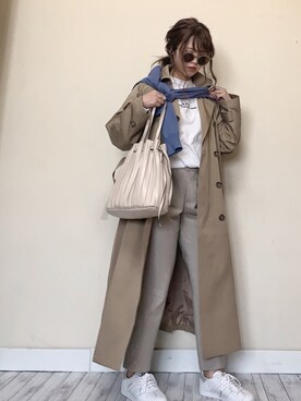「プリーツバッグ」｜「アイテム（トレンチコート）」を使った、Miiさん（レディース・159cm）の春コーディネート