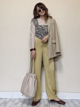 「サテンパンツ」｜「アイテム（財布/小物）」を使った、Miiさん（レディース・159cm）の春コーディネート