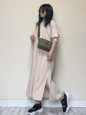 「MAYSON GREY（メイソングレイ）の【socolla】バックプリーツワンピース（ワンピース）」を使った、Miiさん（レディース・159cm）の夏コーディネート