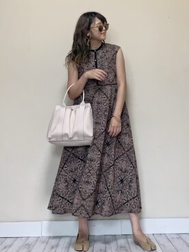 「RODE SKO（ロデスコ）のMIINA ダブルポケットトート（トートバッグ）」を使った、Miiさん（レディース・159cm）の夏コーディネート