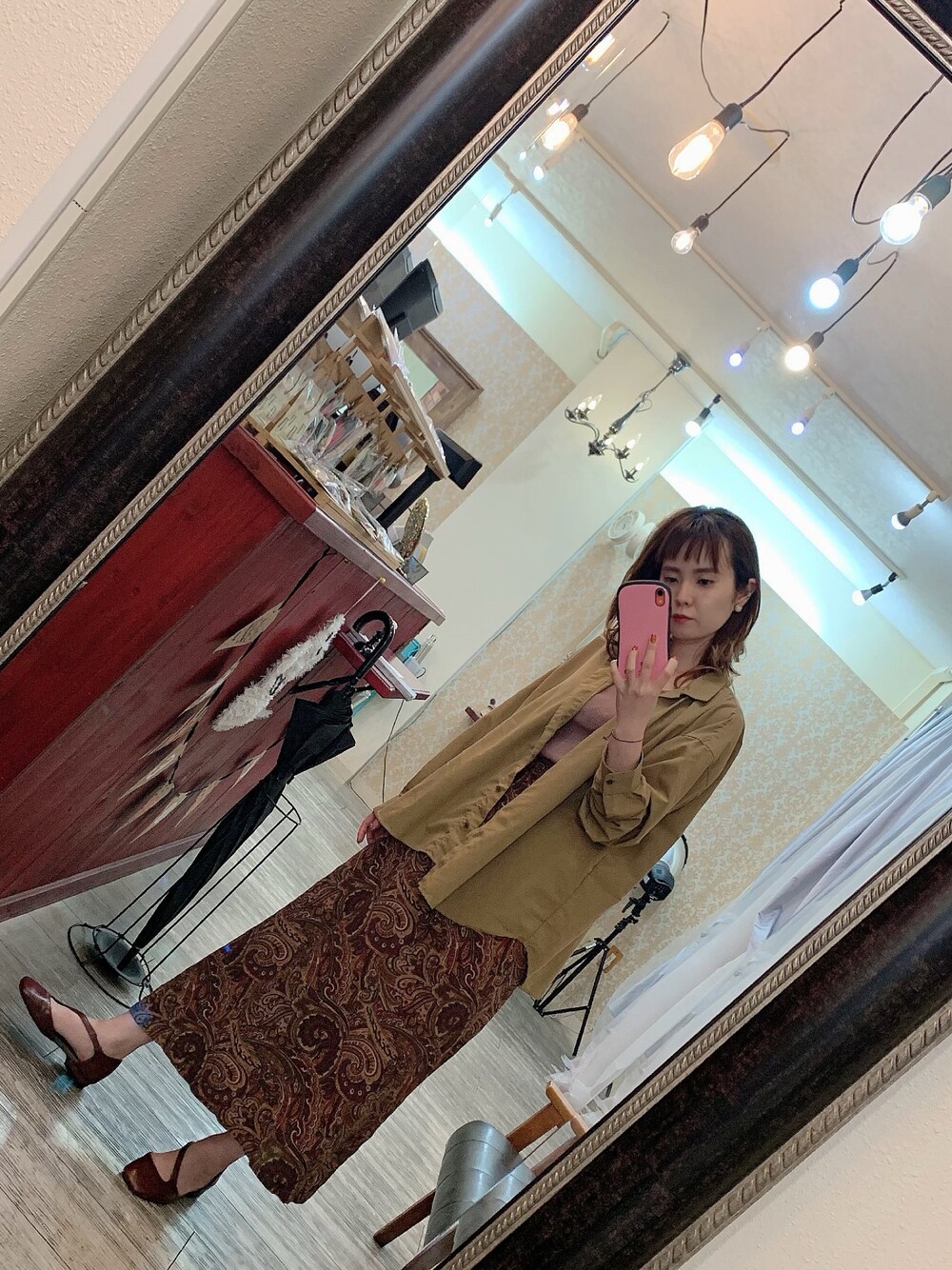 「秋コーデ、大人コーデ、大人かわいい、ブラウンコーデ、低身長」｜「niko and...のアイテム（シャツ/ブラウス、ブラウン系）」を使った、Ⓜ︎ｉｙｕ☺︎さん（レディース・152cm）の秋コーディネートの1枚目の写真