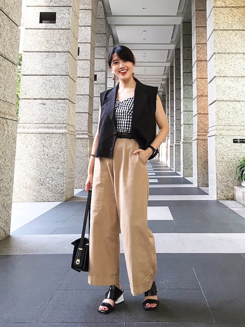 「earth music&ecologyの・ギンガムビスチェ（その他トップス、ブラック系）」を使った、#HeidiStyleさん（レディース・161cm）の夏コーディネートの1枚目の写真