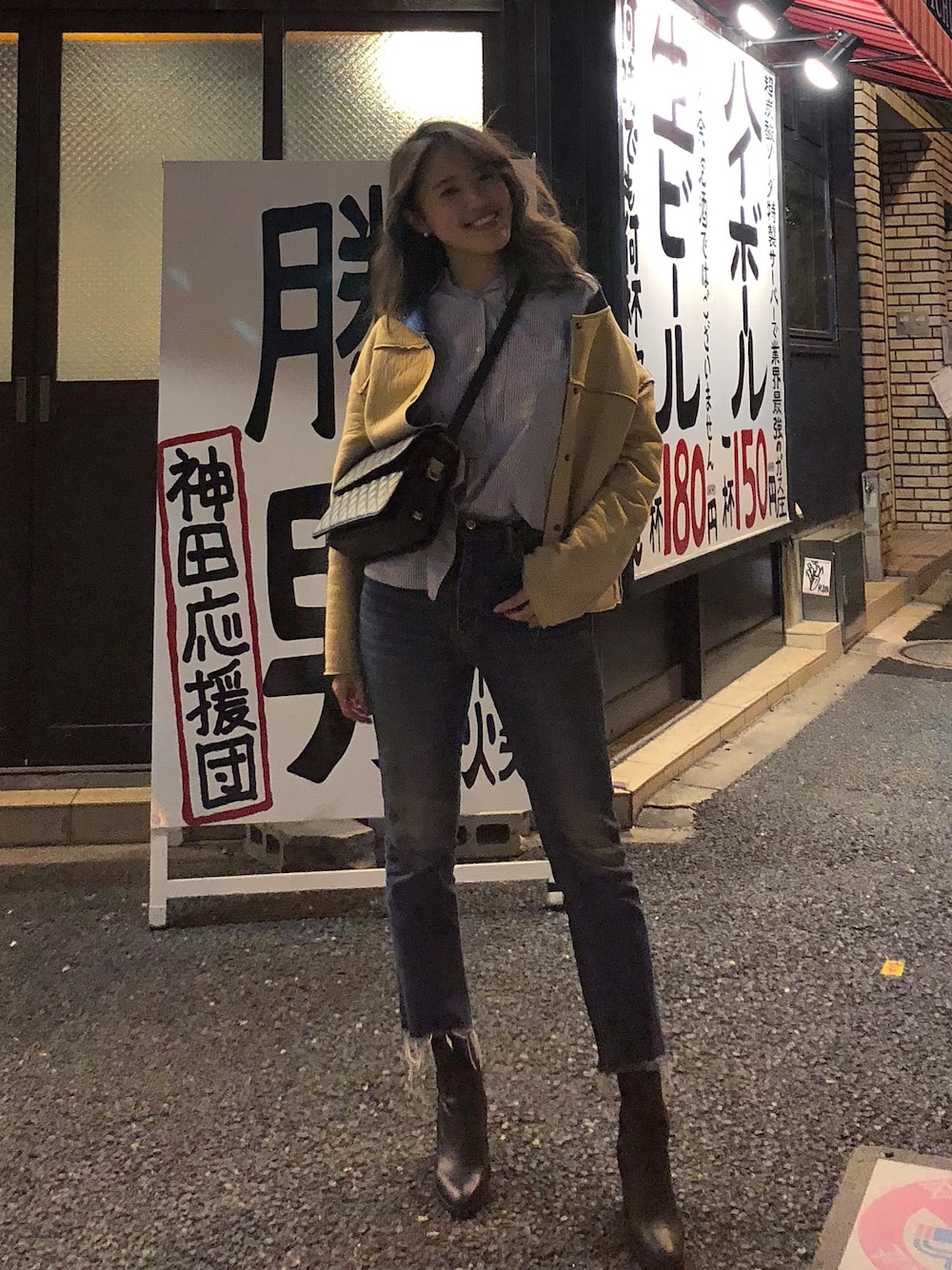 「SLYのアイテム（デニムパンツ、ブルー系）」を使った、#HeidiStyleさん（レディース・161cm）の春コーディネートの1枚目の写真