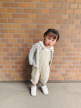 「ASICS（アシックス）のasics アシックス ファブレファーストSL3 (12-135) TUF123 0195 ホワイト/CPGL（スニーカー）」を使った、buchiさん（キッズ・90cm）の春コーディネート