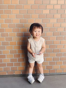 「ASICS（アシックス）のasics アシックス ファブレファーストSL3 (12-135) TUF123 0195 ホワイト/CPGL（スニーカー）」を使った、buchiさん（キッズ・90cm）の夏コーディネート