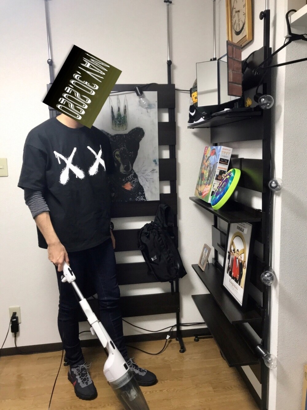 「dlsm、レイヤードスタイル、Tシャツ、今日のコーデ、休日スタイル、お洒落さんとつながりたい、オーバーサイズ、ビックシルエット、ユニクロ、スキニーデニム」｜「DLSMのDLSM　SPRAY EYE COLOR BIG TEE（Tシャツ/カットソー、ブラック系）」を使った、こじゃれ山さん（メンズ・183cm）の春コーディネートの1枚目の写真