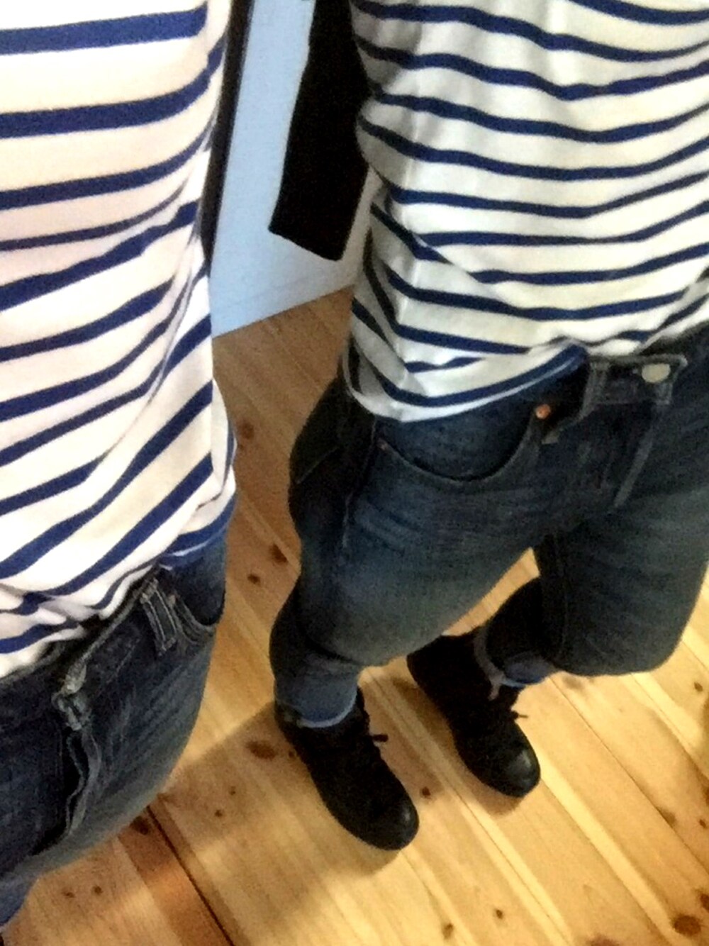 「ドラフトリーバイス、休日スタイル、ボーダー、コンバース」｜「501(R) Skinnyのアイテム（デニムパンツ、ブルー系）」を使った、もっささん（レディース・154cm）の冬コーディネートの1枚目の写真