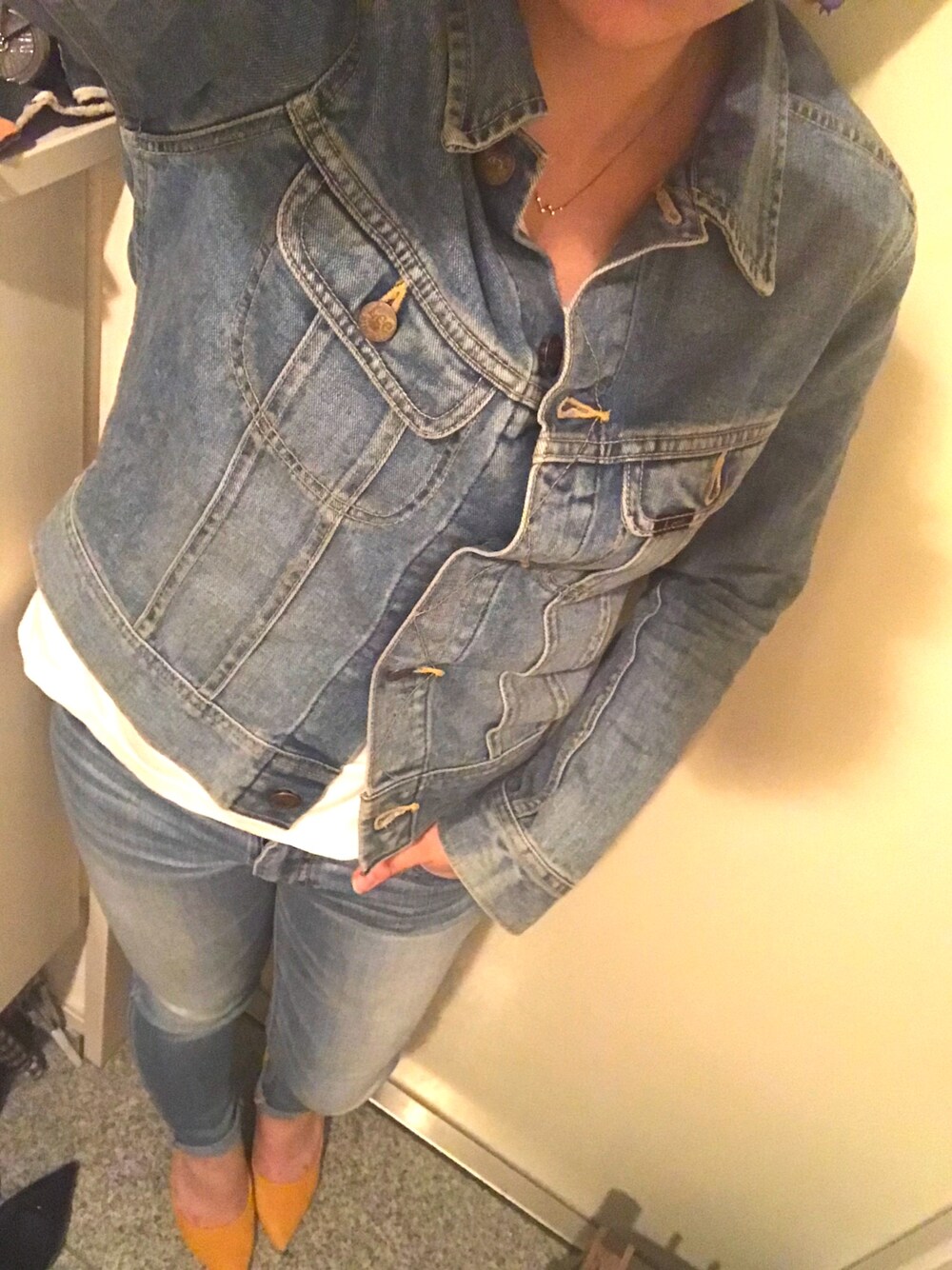 「LEE、American Eagle、オトナカジュアル、デニム×デニム、デニム×ヒール、DIANA、Gジャン、スキニーデニム、ete、休日スタイル」｜「LeeのLee/109YJ JACKET（デニムジャケット、ブルー系）」を使った、Nancyさん（レディース・150cm）の冬コーディネートの1枚目の写真