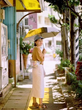 「アイテム（ボディバッグ/ウエストポーチ、シルバー系）」を使った、今今妗公子さん（レディース・163cm）の秋コーディネート