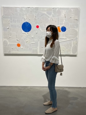 「CHARLES & KEITH（チャールズ & キース）のアイテム（スリッポン）」を使った、Susanna Yiuさん（レディース・165cm）の冬コーディネート