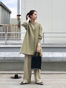 「CIAOPANIC（チャオパニック）の【WEB限定】センタープレスタックパンツ（その他パンツ）」を使った、芹  菜さん（レディース・164cm）の秋コーディネート