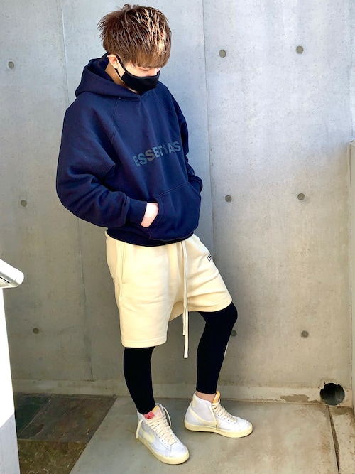 スウェットパンツ ベージュ系 を使った Nike の人気ファッションコーディネート ユーザー その他ユーザー 髪型 ミディアムヘアー Rbf