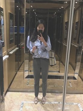 「business casual」｜「アイテム（パンツ）」を使った、BYTWさん（レディース・160cm）の春コーディネート