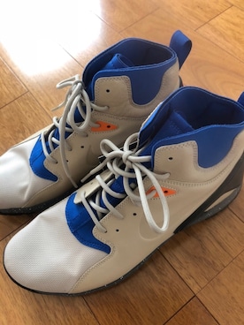 にじおさんのコーディネート