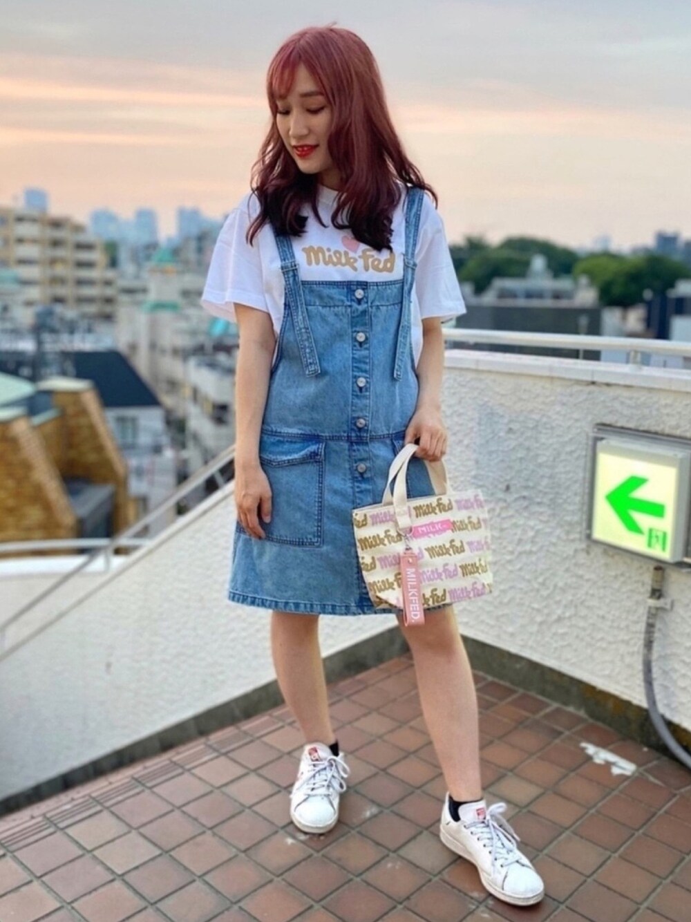 「オーバーオール、カジュアルコーデ、ラクチンコーデ、夏、ゆるコーデ、低身長コーデ、デニム、Tシャツ、トートバッグ、MILKFED.」｜「インスタグラムのアイテム（その他、その他）」を使った、岩瀬　花乃理さん（レディース・154cm）の夏コーディネートの1枚目の写真