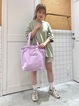 「ショルダーバック」｜「アイテム（財布/小物）」を使った、岩瀬　花乃理さん（レディース・154cm）の夏コーディネート