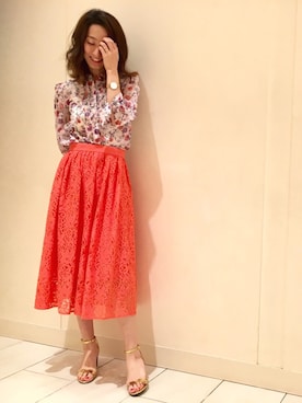 「アイテム（スカート、オレンジ系）」を使った、yukaさん（レディース・165cm）の春コーディネート