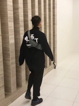 「アイテム（ポーチ、グレー系）」を使った、fetichismさん（メンズ・173cm）の春コーディネート
