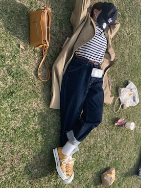 「チャックテイラー」｜「アイテム（トレンチコート）」を使った、saさん（レディース・149cm）の春コーディネート