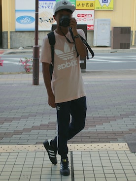 「adidas Originals（アディダスオリジナルス）のアイテム（キャップ）」を使った、にゅーちさん（メンズ・162cm）の春コーディネート