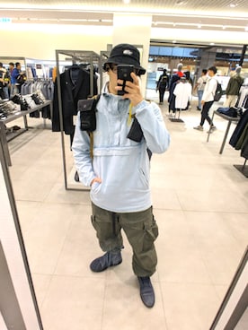 「Dickies（ディッキーズ）のアイテム（トレンチコート）」を使った、RoxsoulLeeさん（メンズ・170cm）の春コーディネート