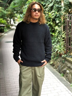 ニット セーターを使った オリーブ のメンズ人気ファッションコーディネート 髪型 ロングヘアー Wear
