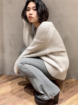 「リブニットパンツ」｜「アイテム（パンツ）」を使った、RINAさん（レディース・153cm）の冬コーディネート