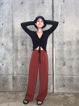 「ENVYM（アンビー）のアイテム（パンツ）」を使った、RINAさん（レディース・153cm）の春コーディネート