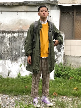 「H&M（エイチ・アンド・エム）のアイテム（シャツ/ブラウス、ホワイト系）」を使った、XIUQIさん（メンズ・178cm）の秋コーディネート