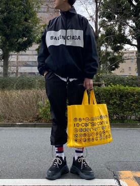 natsuki使用「Balenciaga（Balenciaga Triple S Mesh, Nubuck And Leather Sneakers）」的時尚穿搭