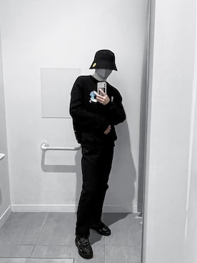 「LMCのアイテム（スウェット）」を使った、げんさん（メンズ・172cm）の冬コーディネート